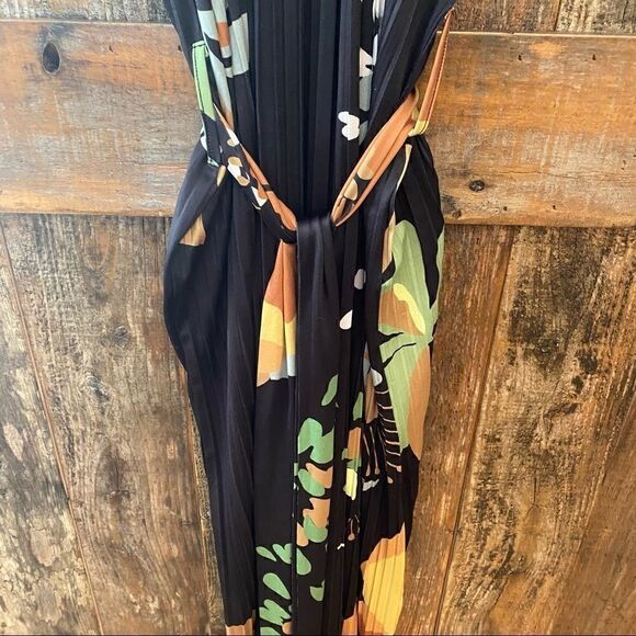 Suzanne Betro S Gray Floral Sexy Halter Accordion Flowy Flouncy Maxi Dress - Picture 11 of 14